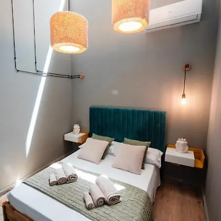 Konukevi Omodei Rooms And Suite