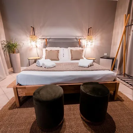 Omodei Rooms And Suite *