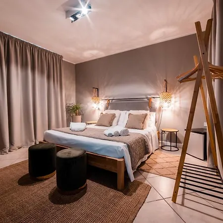 Omodei Rooms And Suite